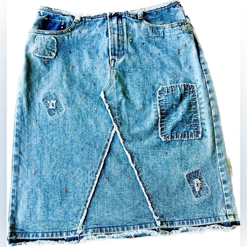 VTG Y2K EXPRESS Women’s Denim Jean Skirt Bedazzled Gems Frayed Mid Length Sz 3/4